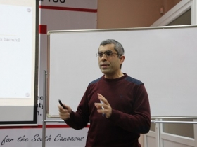 Professor Muhammad Asali Contributes to Canadian Research Conference